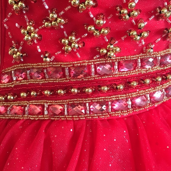FREE SHIPPING Red Bejeweled Ballgown - Picture 5 of 8